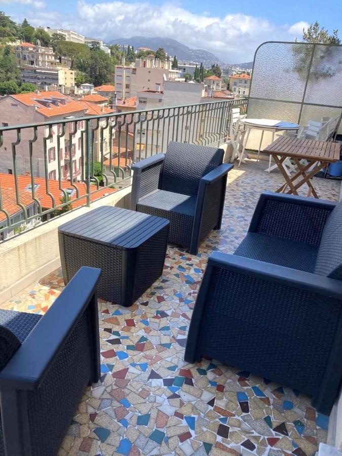 Appartement Studio 26m2 Avec Terrasse 16m2 Nice